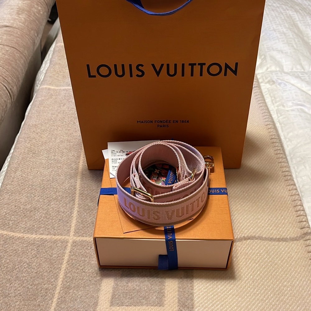 Louis Vuitton Multi Pochette Accessories Rose Pink Strap - Picture 10 of 11